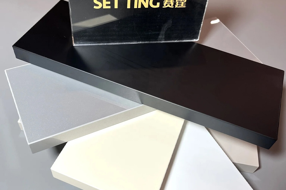 Acrylic Scratches At Home 03