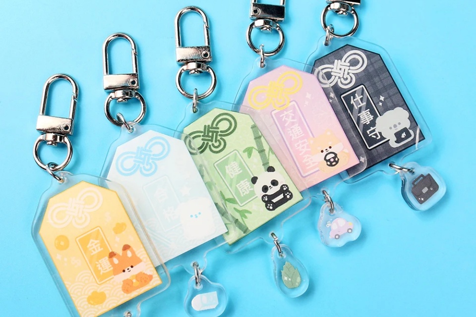 Acrylic craft pendants